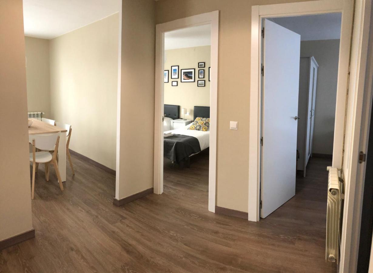 Apartamento Acogedor Y Familiar - Wifi+Chromecast Puigcerdà Eksteriør billede
